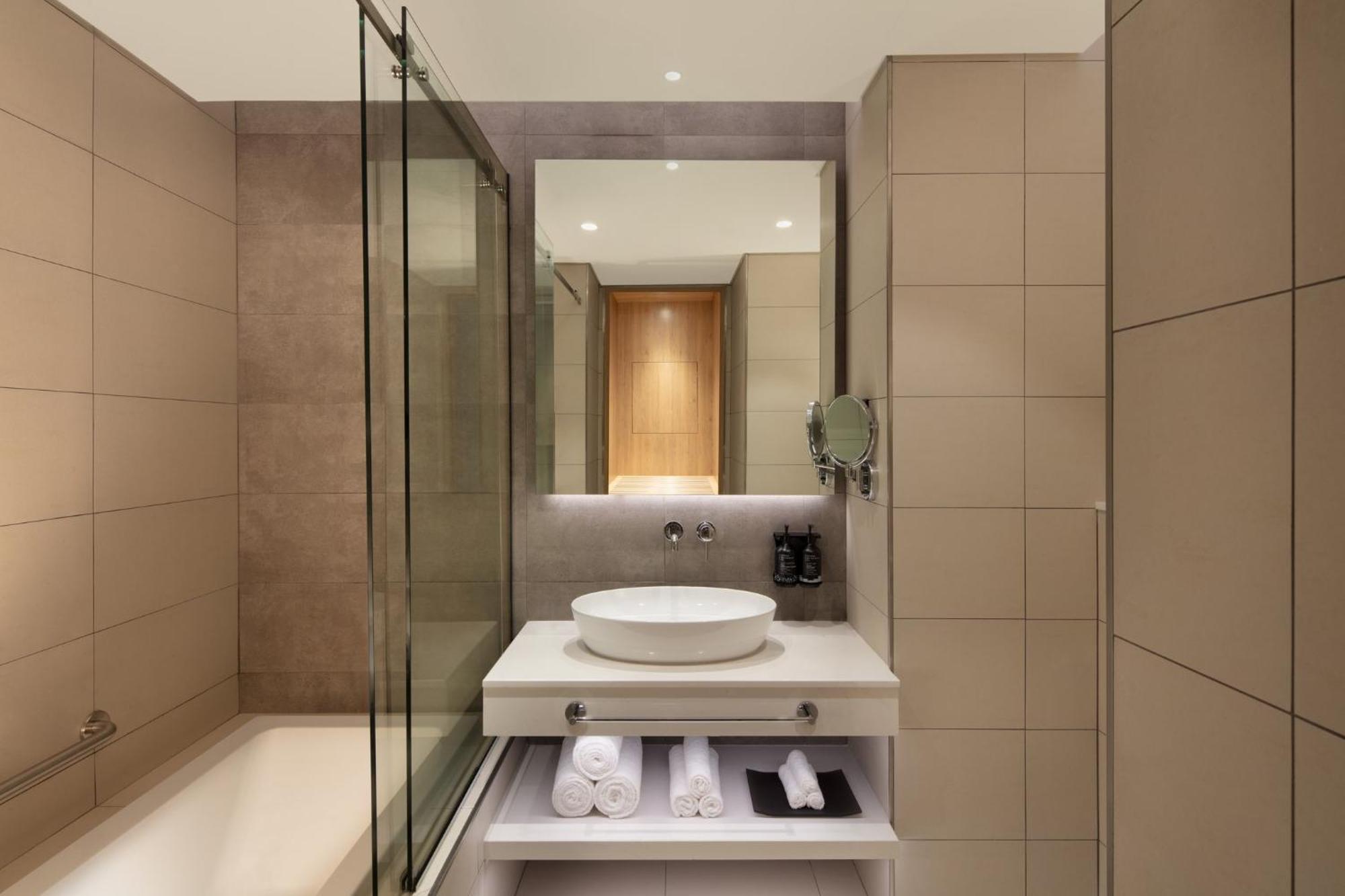 Holiday Inn Dubai Business Bay By Ihg Εξωτερικό φωτογραφία